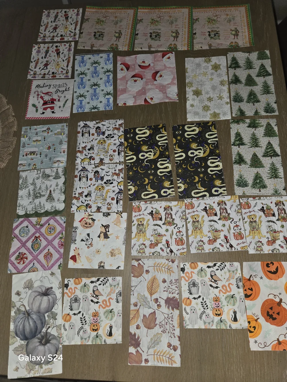 Paper Napkin Lot Of 27 For  Decoupage Halloween Dogs Fall Christmas